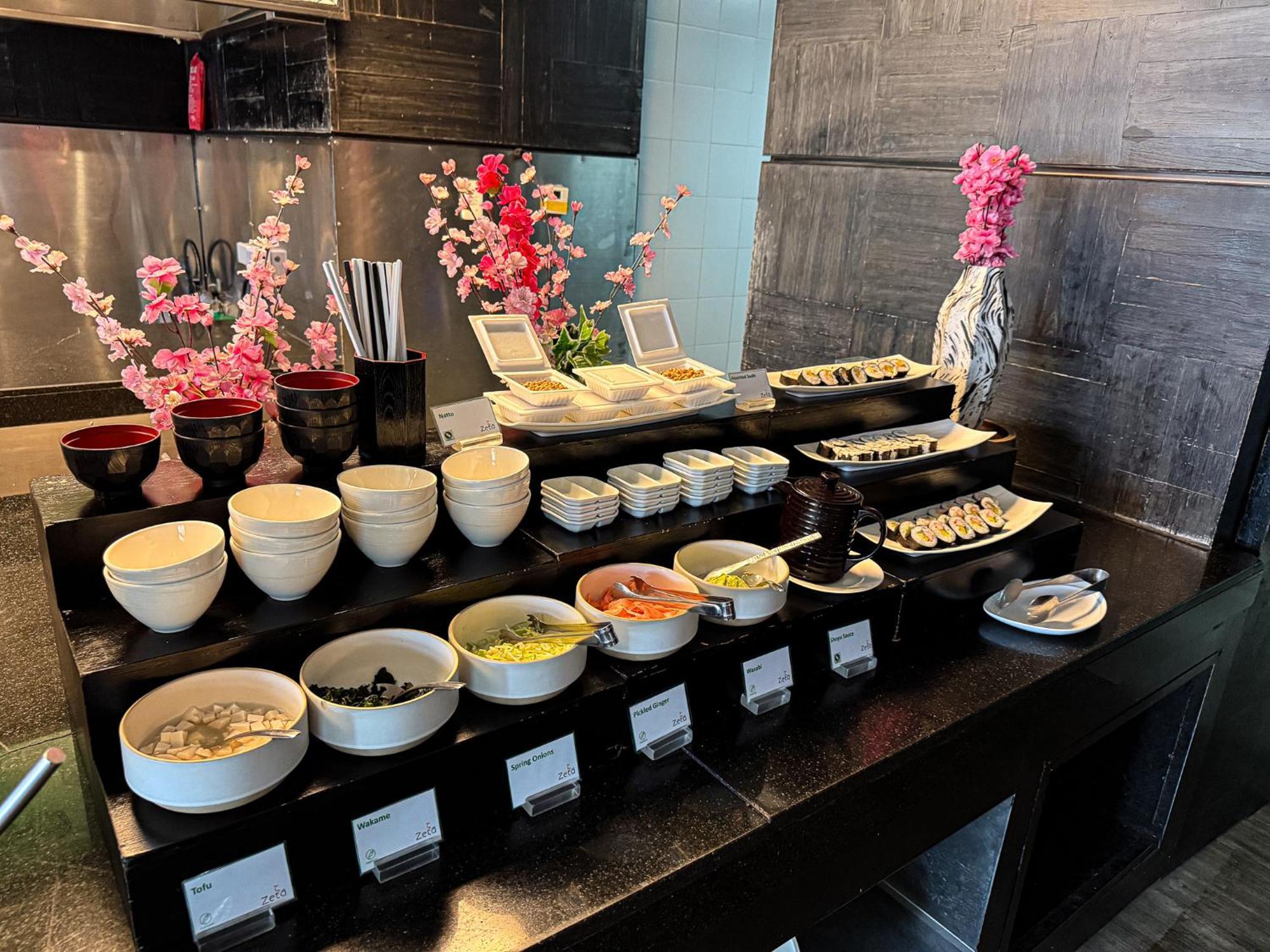 Holiday Inn Bangkok Sukhumvit By Ihg מראה חיצוני תמונה